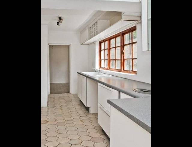 5 BEDROOM HOUSE FOR SALE IN OBSERVATORY